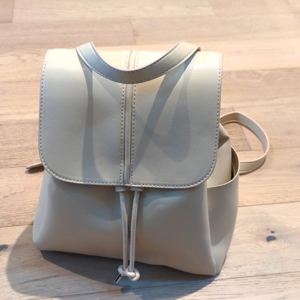 Zara Flap Backpack in Cream/Ivory